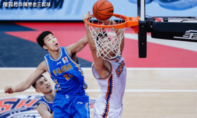 福建队在比赛中狂飙突进,获得胜利 福建队在比赛中狂飙突进,获得胜利